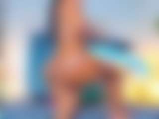 Live cam show with Miahorny69 - Big Tits on Camsoda