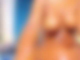 Miahorny69's Live Sex Cam Show