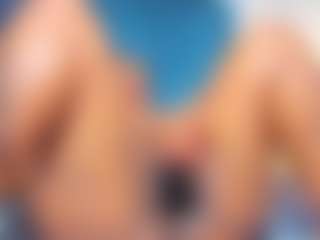 Miahorny69's Live Sex Cam Show