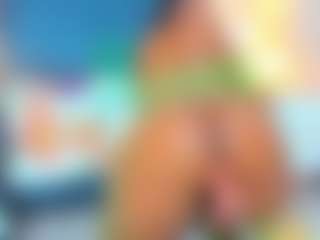 Miahorny69's Live Sex Cam Show