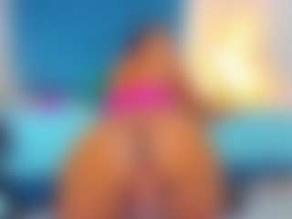 Live cam show with Miahorny69 - Wet on PervPlay.com