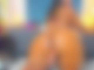 Miahorny69's Live Sex Cam Show