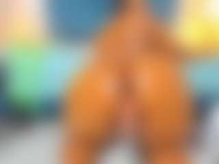 Show de cam en vivo con Miahorny69 - Twerk en Camsoda