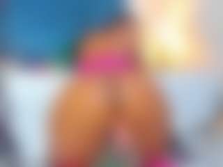 Miahorny69's Live Sex Cam Show