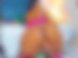 Live cam show with Miahorny69 - Black Squirt on CamClone