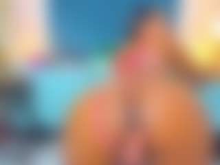 Miahorny69 MILF webcam performer live streaming