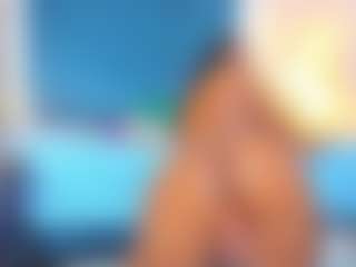 Live cam show with Miahorny69 - Ebony HD on livesuperchat.net