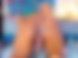Miahorny69's Live Sex Cam Show