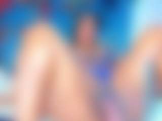 Live cam show with Miahorny69 - Ebony MILF on Camsoda | colombia