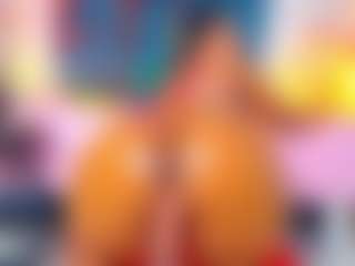 Live cam show with Miahorny69 - Ebony Squirt on Camsoda
