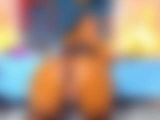 Live cam show with Miahorny69 - Spy MILF on liverealitysex.com