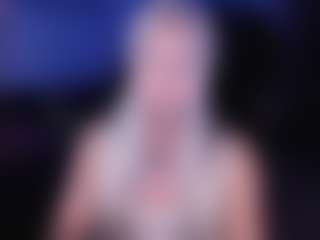 Live cam show with MilaAsh - Granny on Hubzter Live