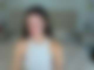Live cam show with SnowWhiteee - Moaning on Mixed Magazine Live