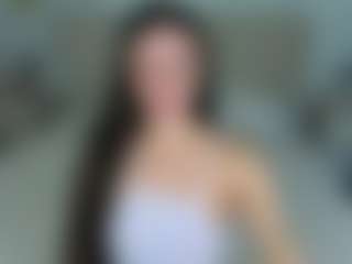 Live cam show with SnowWhiteee - Green Eyes on Cam Slut