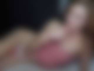 AAAPleaser's Live Sex Cam Show