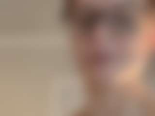 AAAPleaser's Live Sex Cam Show