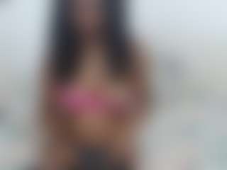 Live cam show with Lulu-liz - Ebony on Camsoda | colombia