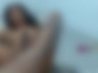 Live cam show with Lulu-liz - Squirt on Camsoda