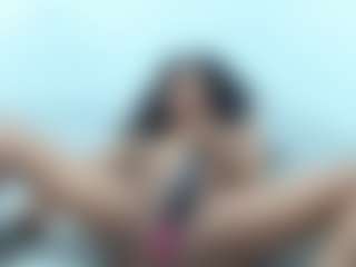 Live cam show with Lulu-liz - Juguetes on Camsoda