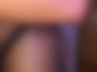 Live cam show with rayemillian - Mobile on 1on1-livenow