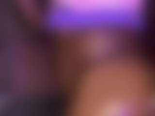Live cam show with rayemillian - Smoking on Camsoda.co