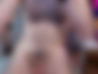 Show live cam dengan RoaringKitty - Blue Eyes di Camsoda
