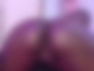 Live cam show with Roxxana-queen - Ahegao on Camsoda