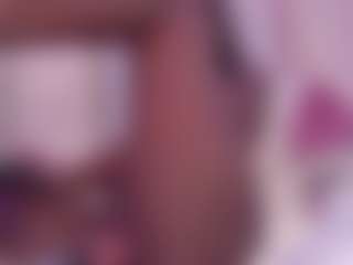Live cam show with Roxxana-queen - Dildo Or Vibrator on Camsoda
