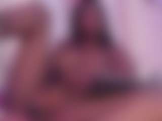 Roxxana-queen's Live Sex Cam Show