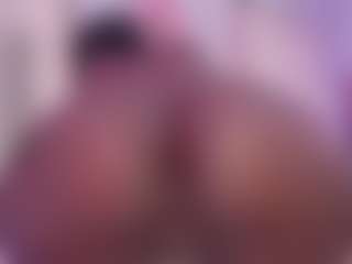 Roxxana-queen's Live Sex Cam Show