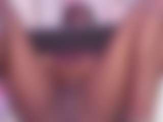 Live cam show with Roxxana-queen - Ebony Lovense on Camsoda