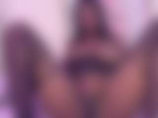 Roxxana-queen's Live Sex Cam Show