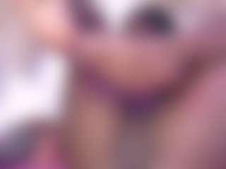 Roxxana-queen's Live Sex Cam Show