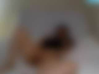 Live cam show with Angel1Wingbag - Granny on crypto-cams