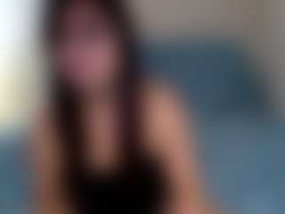 Live cam show with Angel1Wingbag - Granny on https://playwithruby.com