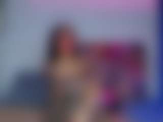 Live cam show with seduisant - Lingerie on milfzrlive.com