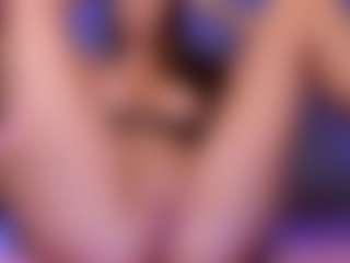 Live cam show with Kyliejo19 - Butt Plug on Camsoda
