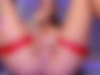 Live cam show with Kyliejo19 - Tease Brown Hair on Mixed Magazine Live