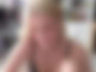 Live cam show with YourL1ttleAngel - Big Tits on CamSodaAdn