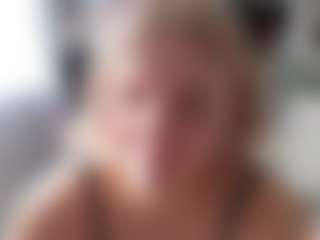 Live cam show with YourL1ttleAngel - Teen (18+) on Dare Cams