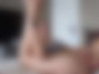 Live cam show with YourL1ttleAngel - Anal Teen (18+) on Dolls Live