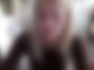 Live cam show with YourL1ttleAngel - Blue Eyes on realtime-chat