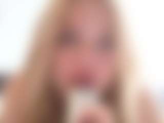 Live cam show with YourL1ttleAngel - Blonde Hair Curvy on mypornchat.com