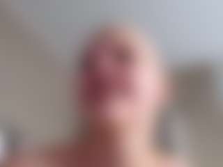 Live cam show with YourL1ttleAngel - Facial Piercings on CamwithHer