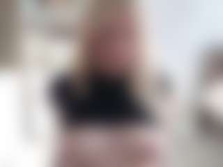 Live cam show with YourL1ttleAngel - Lush Blonde Hair on Fling VIP Chat