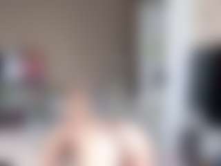 Live cam show with YourL1ttleAngel - Facial Piercings on livesuperchat.net