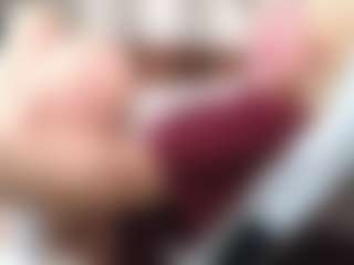 Live cam show with YourL1ttleAngel - Blue Eyes on MyBangCams
