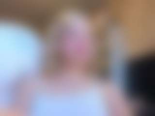 Live cam show with YourL1ttleAngel - Blue Eyes on live.xbliss.ai