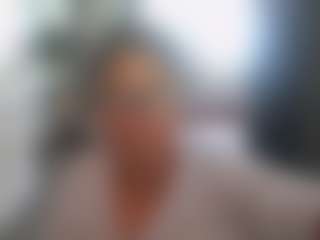 Blondecougar's Live Sex Cam Show