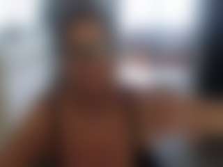 Blondecougar's Live Sex Cam Show